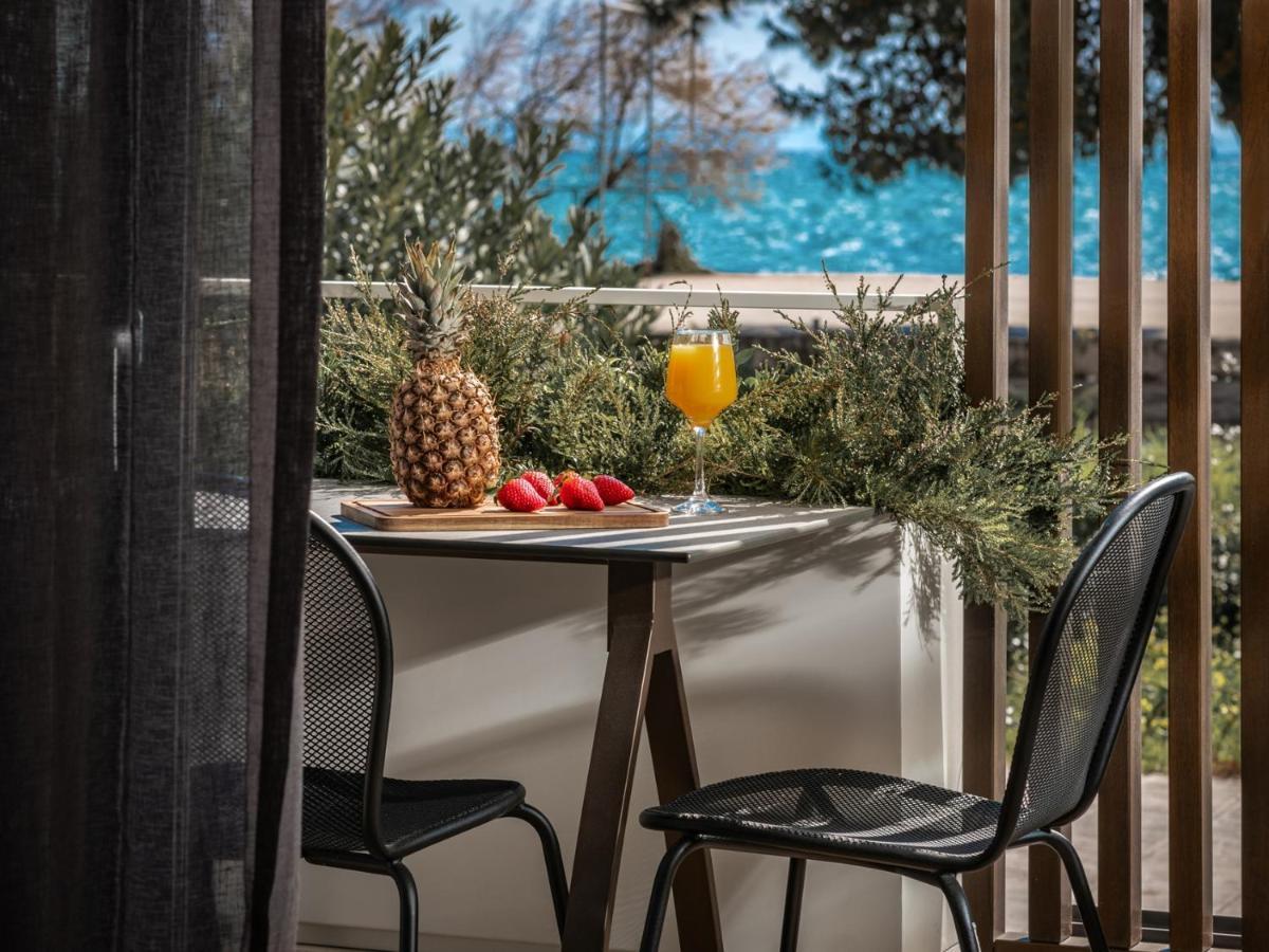Point Ephemere Beachfront Apartments Zákynthos by Eksteriør bilde